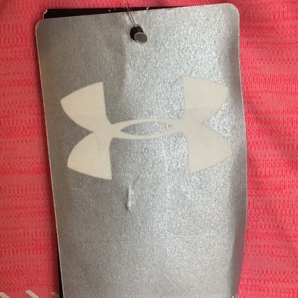 Under armor pink tee shirt.YL - Picture 3 of 3